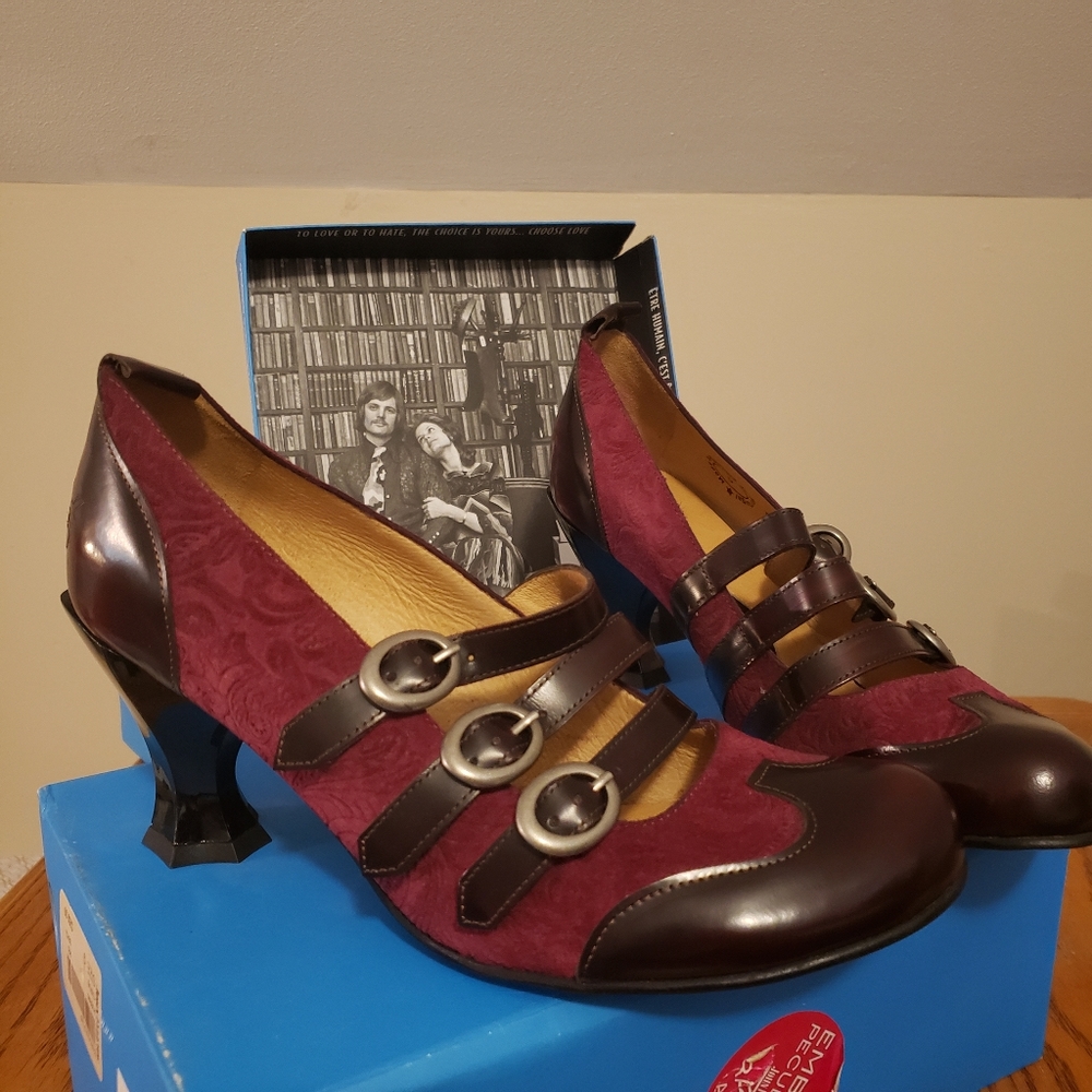 John Fluevog Baroque pump Rubens red size 9